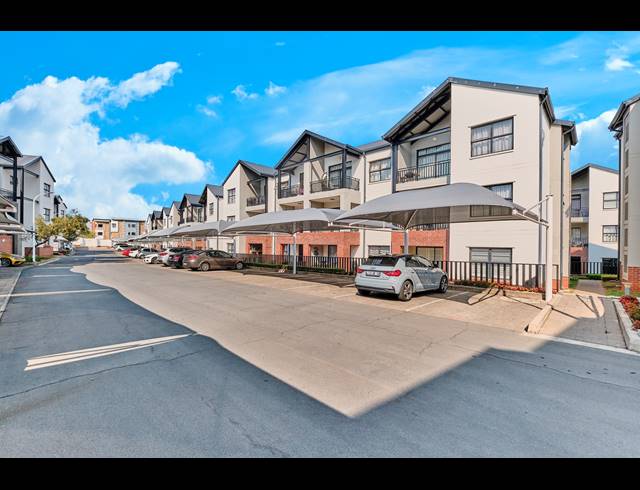 2 BEDROOM APARTMENT FOR SALE IN RANDPARK RIDGE